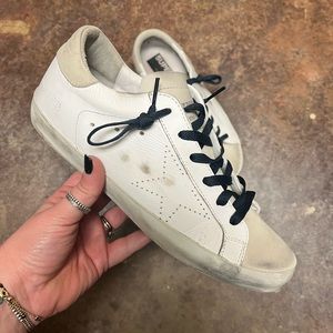Size 41 superstar